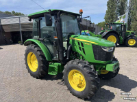 Gartentraktoren John Deere 5058E Compact Tractor