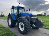 Schlepper / Traktor New Holland TM115