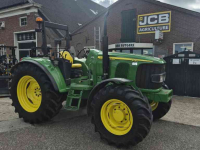Schlepper / Traktor John Deere 6120