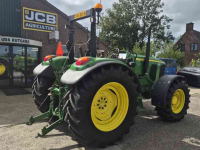 Schlepper / Traktor John Deere 6120