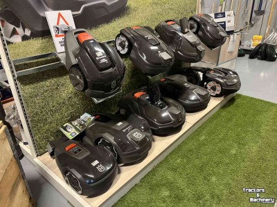 Aufsitzrasenmäher Husqvarna Husqvarna R216T AWD! Nieuw!