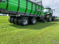 Lade- und Dosierwagen Deutz-Fahr Onderstel met 8 wielen