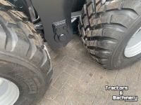 Lade- und Dosierwagen Deutz-Fahr Onderstel met 8 wielen