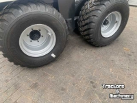 Lade- und Dosierwagen Deutz-Fahr Onderstel met 8 wielen