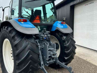Schlepper / Traktor New Holland 8360