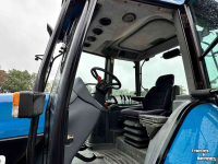 Schlepper / Traktor New Holland 8360