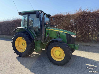 Schlepper / Traktor John Deere 5090R