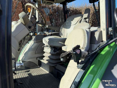 Schlepper / Traktor John Deere 5090R