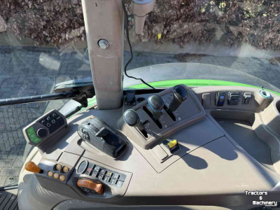 Schlepper / Traktor John Deere 5090R