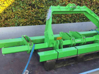 Hackmaschine  3-punts frame met 3 mtr balk en extra balk voor loopwielen