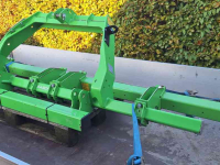 Hackmaschine  3-punts frame met 3 mtr balk en extra balk voor loopwielen