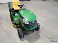 Aufsitzrasenmäher John Deere X 135R