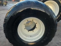 Räder, Reifen, Felgen & Distanzringe Nokian 550/60R22.5 en 710/55R34 Gazonbanden