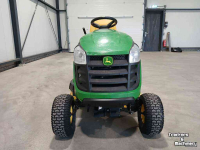 Aufsitzrasenmäher John Deere X 135R