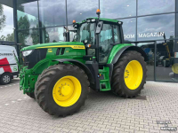Schlepper / Traktor John Deere 6M 145