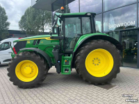 Schlepper / Traktor John Deere 6M 145