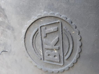 Räder, Reifen, Felgen & Distanzringe BKT 480/70R38