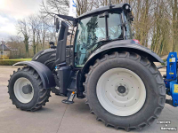 Schlepper / Traktor Valtra T215 D