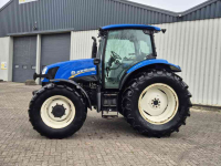 Schlepper / Traktor New Holland 6010