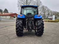 Schlepper / Traktor New Holland 6010