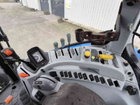 Schlepper / Traktor New Holland 6010