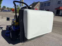 Obsttraktor New Holland Boomer 25C& 160GMS + Matev Opvangbak