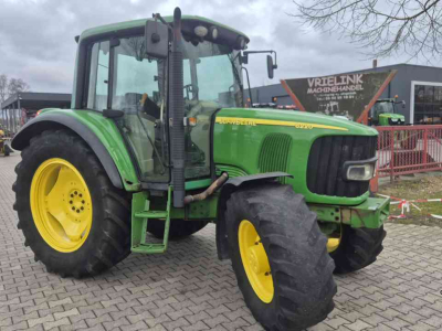 Schlepper / Traktor John Deere 6220 PQ+