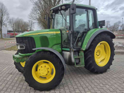 Schlepper / Traktor John Deere 6220 PQ+