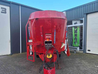 Futtermischwagen Vertikal JF Stoll Voermengwagen