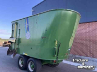 Futtermischwagen Vertikal Peecon Biga Maxi Twin Eco