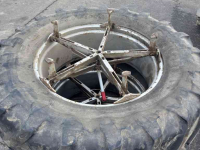 Räder, Reifen, Felgen & Distanzringe Michelin 20.8R38 5 ster dubbullucht
