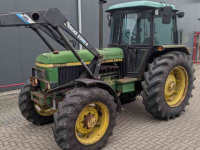 Schlepper / Traktor John Deere 3050