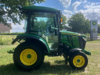 Obsttraktor John Deere 3046R