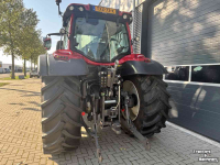 Schlepper / Traktor Valtra N134 Active