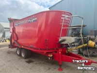 Futtermischwagen Peecon biga 15-200