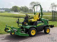 Aufsitzrasenmäher John Deere 1570 ZITMAAIER