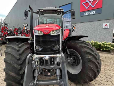 Schlepper / Traktor Massey Ferguson 7S.180 DYNA-6 Exclusive