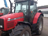 Schlepper / Traktor Massey Ferguson 6255
