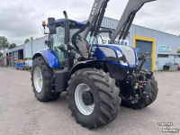 Schlepper / Traktor New Holland T7.245 AC + MX T418 Frontlader / Voorlader
