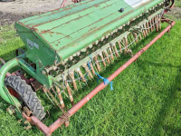 Drillmaschine Kongskilde Kongskilde cultivator met hassia zaaimachine
