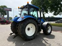 Schlepper / Traktor New Holland T6.155 AutoCommand