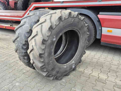 Räder, Reifen, Felgen & Distanzringe Stomil 14.9R24 Stomil banden 380/85R24