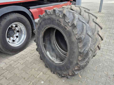 Räder, Reifen, Felgen & Distanzringe Stomil 14.9R24 Stomil banden 380/85R24