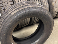 Räder, Reifen, Felgen & Distanzringe  Onbekend 295/60X22,5 BUITENBAND