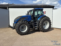 Schlepper / Traktor Valtra Q245