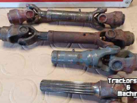 Gebrauchte Teile für Traktoren Holder 110143 Kreuz Gelenkwelle
