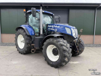 Schlepper / Traktor New Holland T7.270