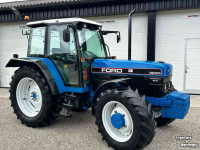 Schlepper / Traktor Ford 8240