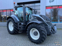 Schlepper / Traktoren Valtra T174 ACTIVE