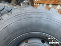 Räder, Reifen, Felgen & Distanzringe  335/80R20 8 gaats velg